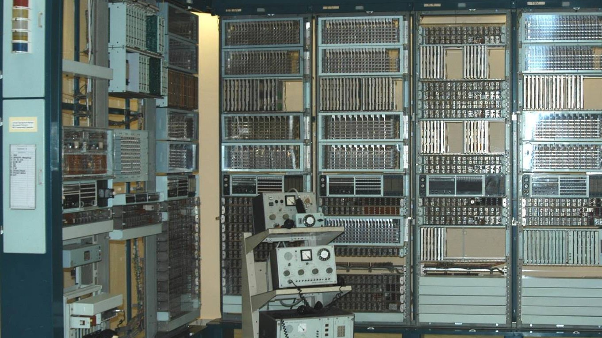 Museum of Science and Technology, Patras University